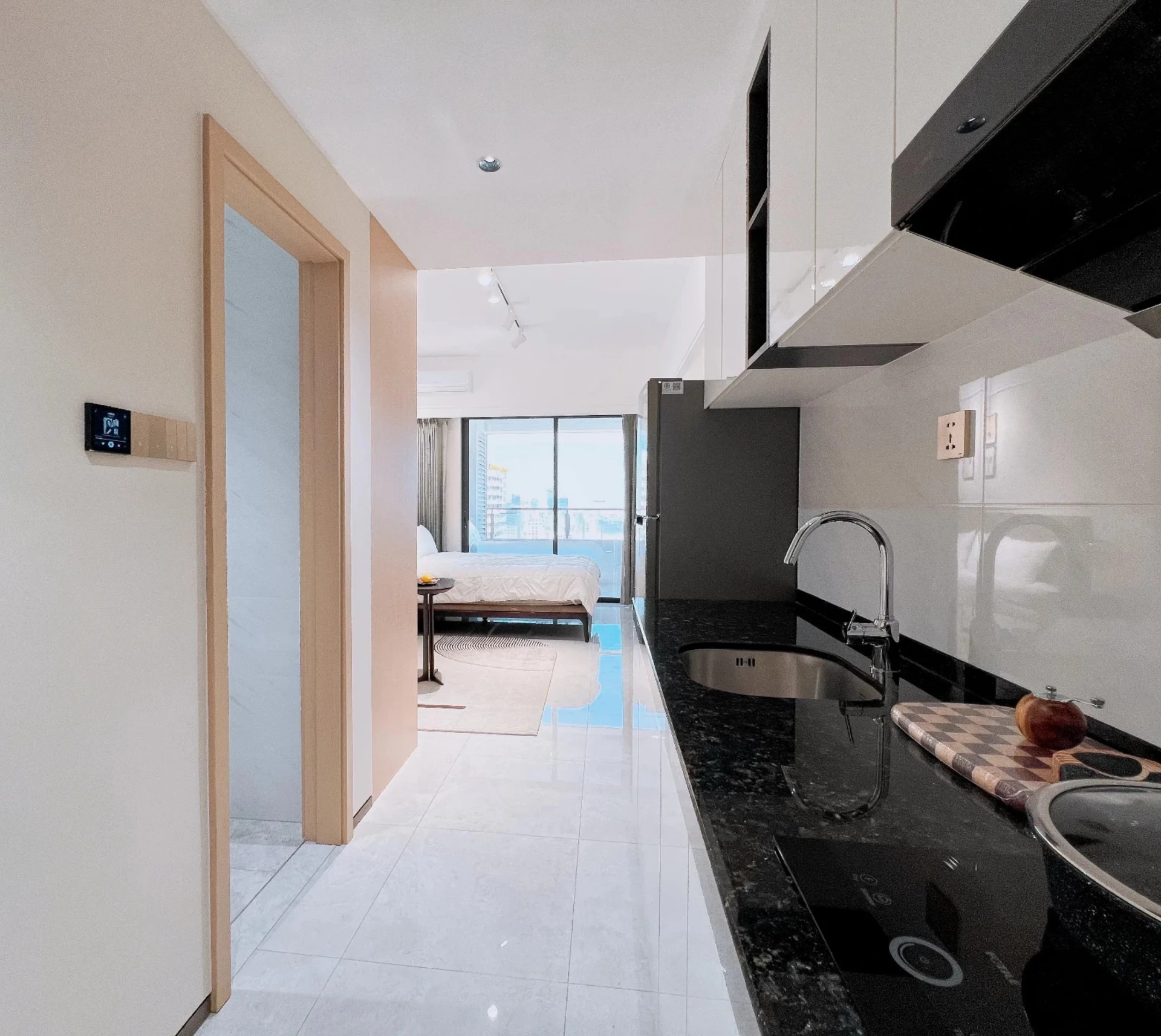 Condo inspection visit, Phnom Penh BKK1 — Anna Kim due diligence